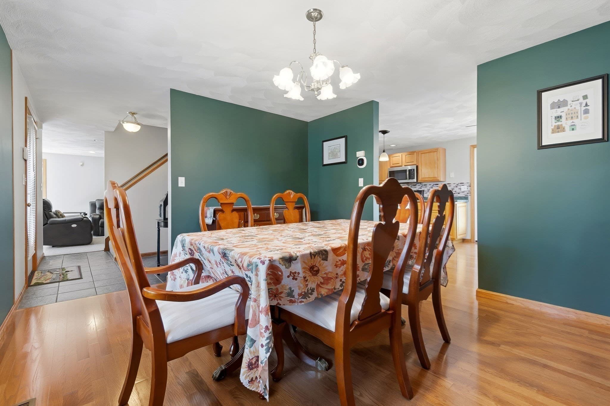 Single Family Residence at 43 Calumet St, Salem MA 01970, Salem, photo 14 of 42