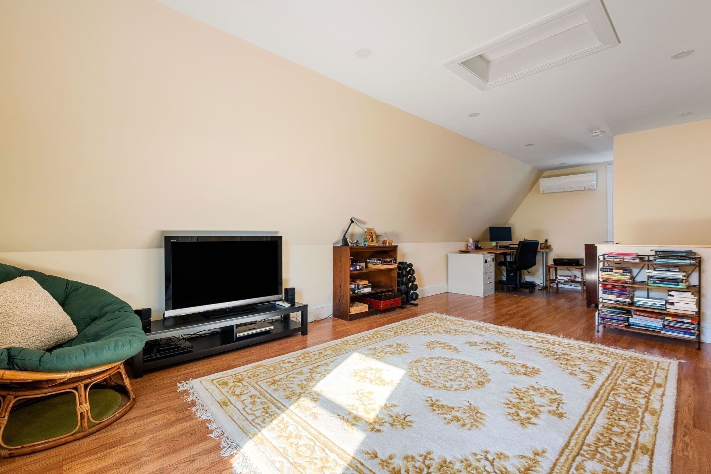 Single Family Residence at 46 Sycamore St, Boston MA 02131, Boston, photo 26 of 39