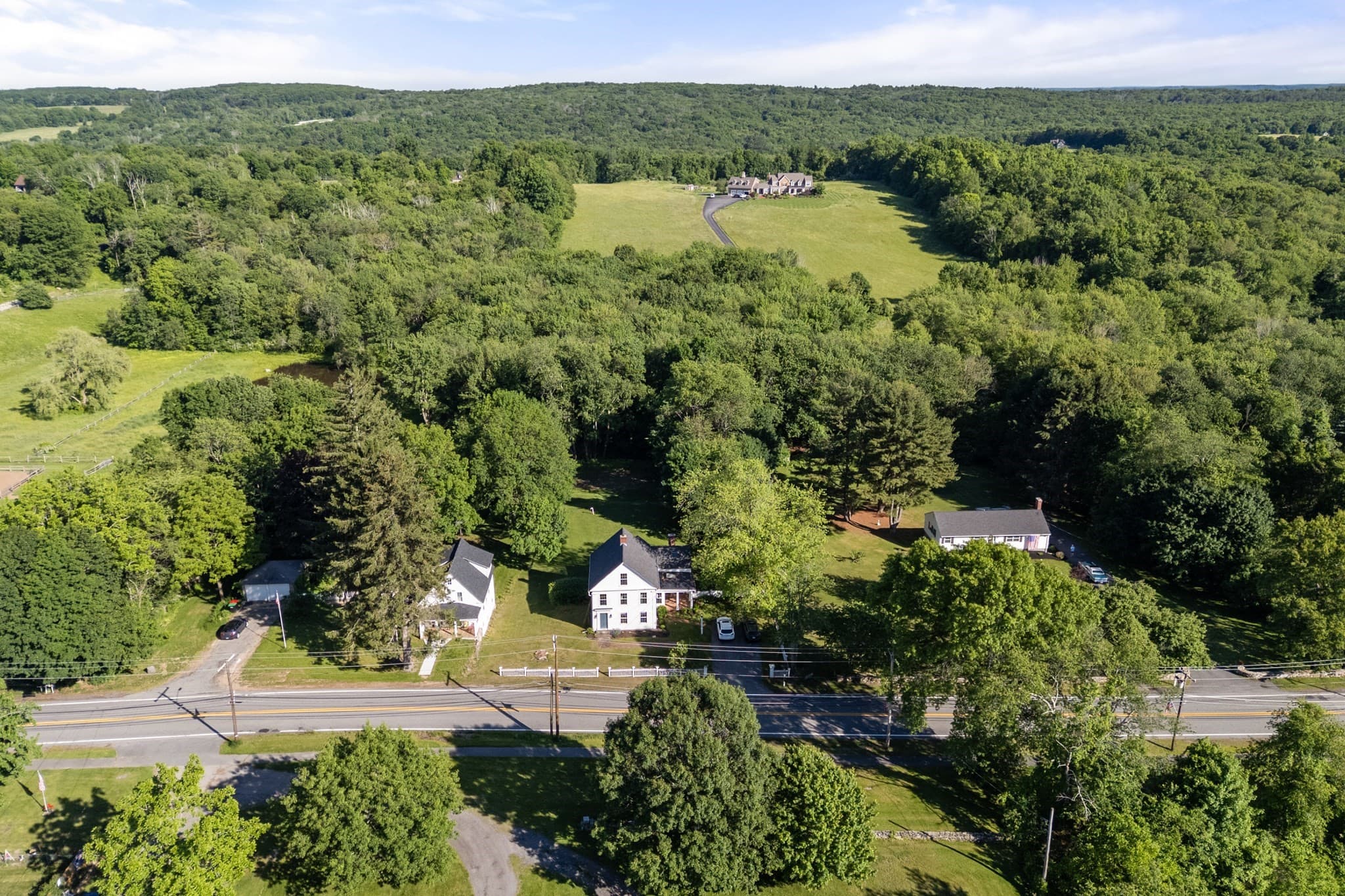 Single Family Residence at 339 Boston Rd, Sutton MA 01590, Sutton, photo 32 of 42