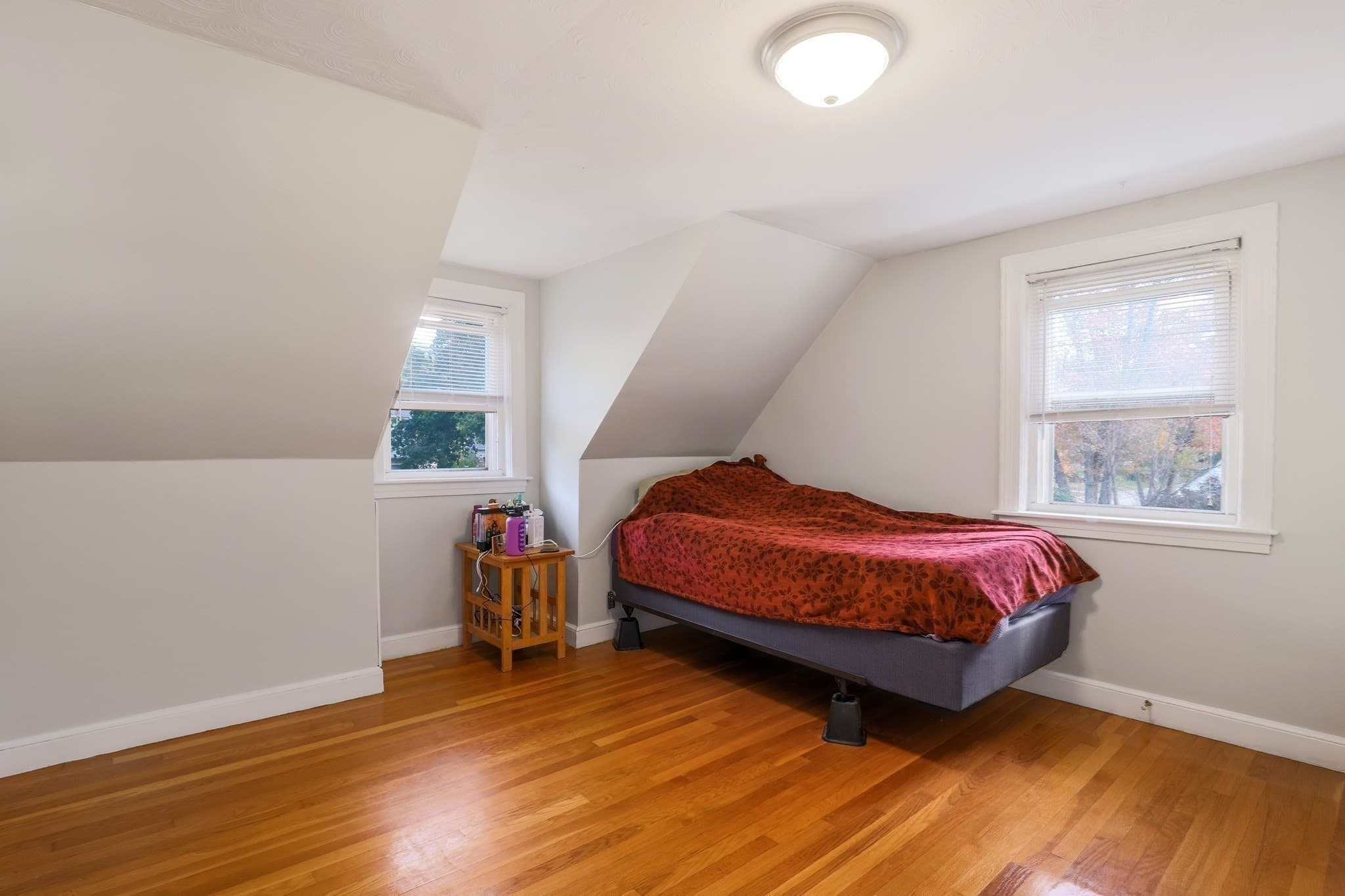 Single Family Residence at 16 Westbrook Rd, Worcester MA 01602, Worcester, photo 16 of 29