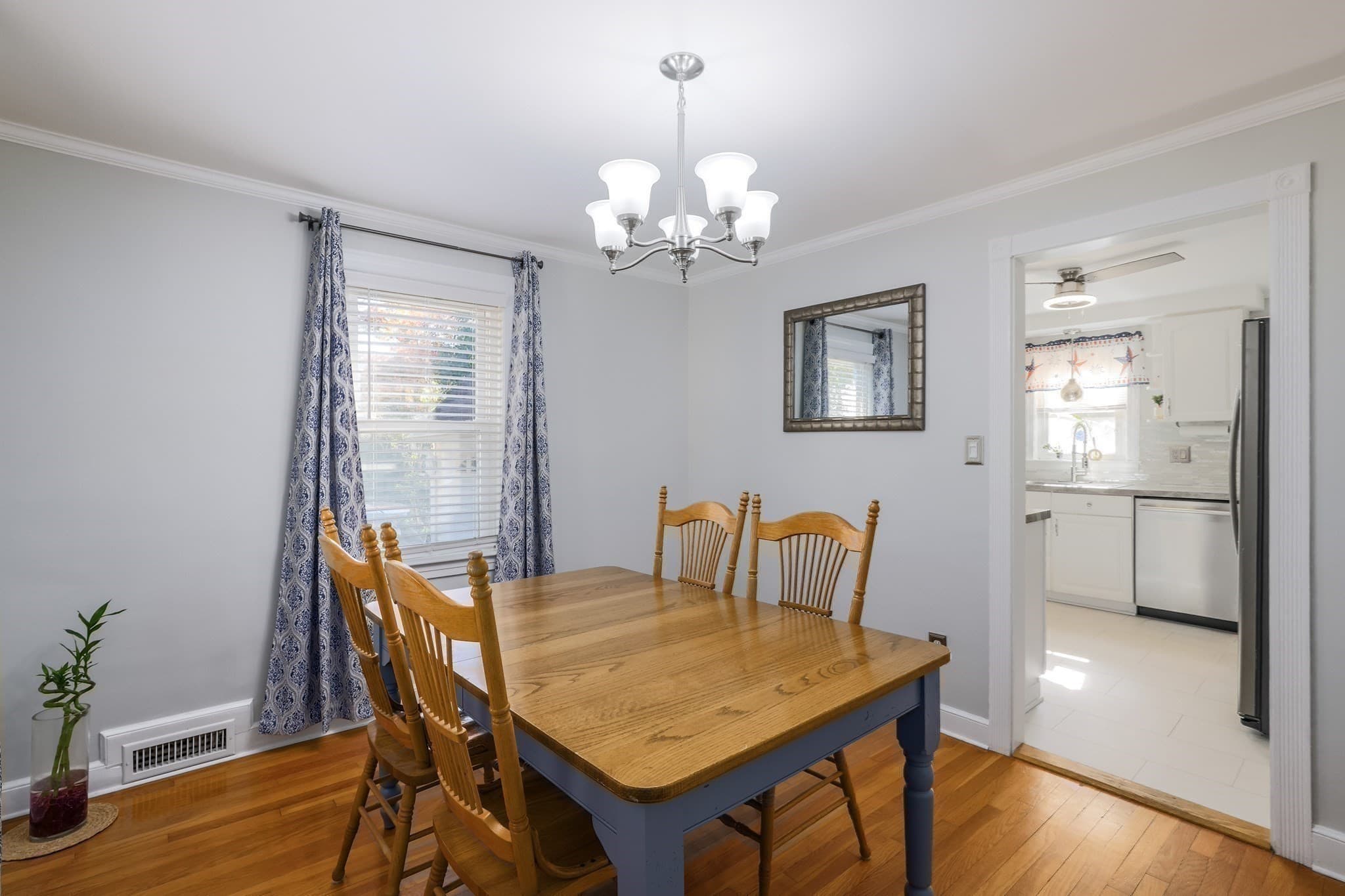 Single Family Residence at 16 Westbrook Rd, Worcester MA 01602, Worcester, photo 9 of 29