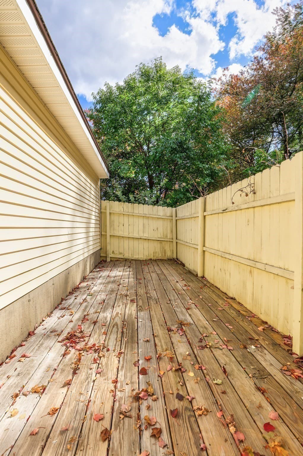 Single Family Residence at 16 Westbrook Rd, Worcester MA 01602, Worcester, photo 19 of 29