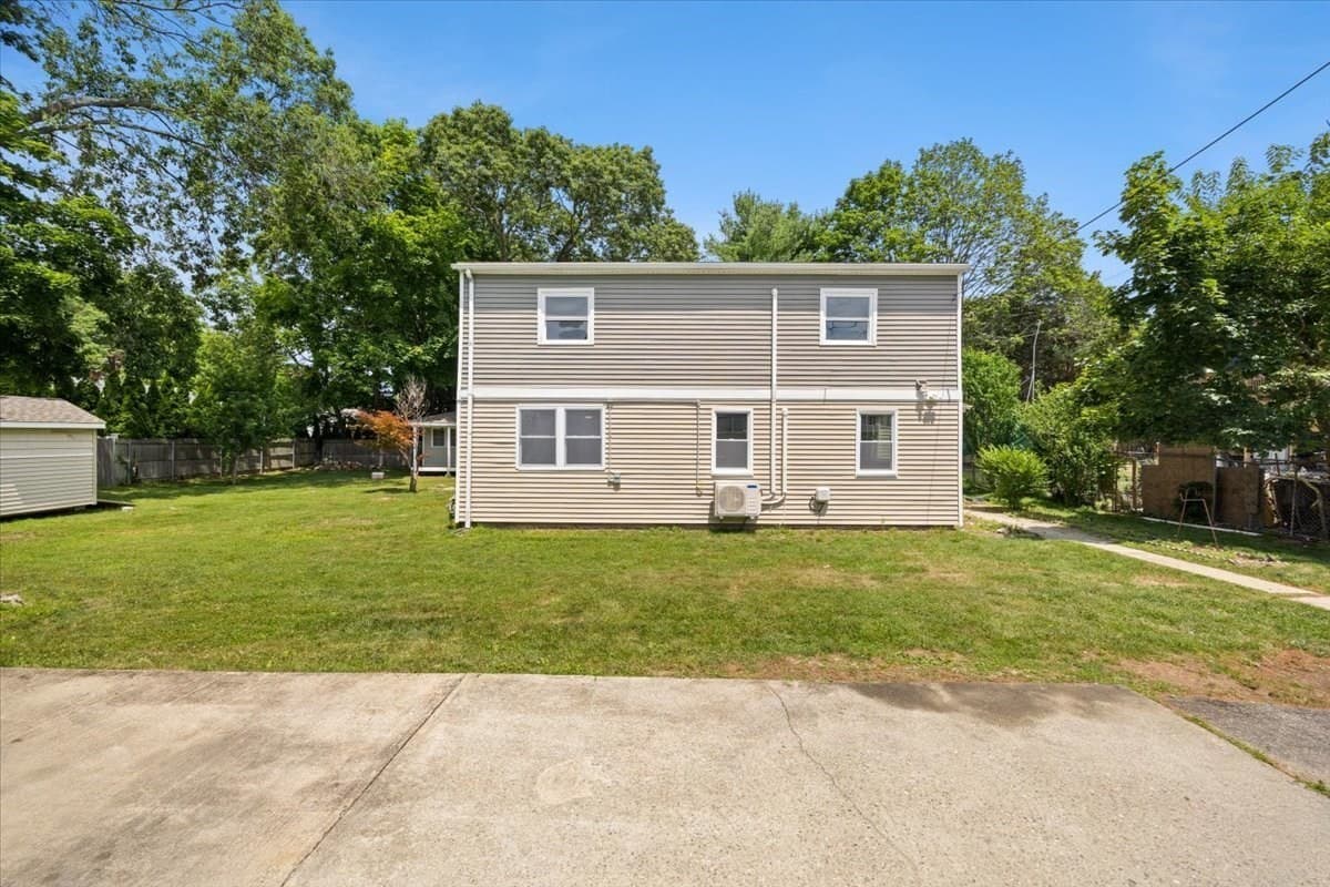 Single Family Residence at 1649 Rodman St, Fall River MA 02721, Fall River, photo 2 of 31