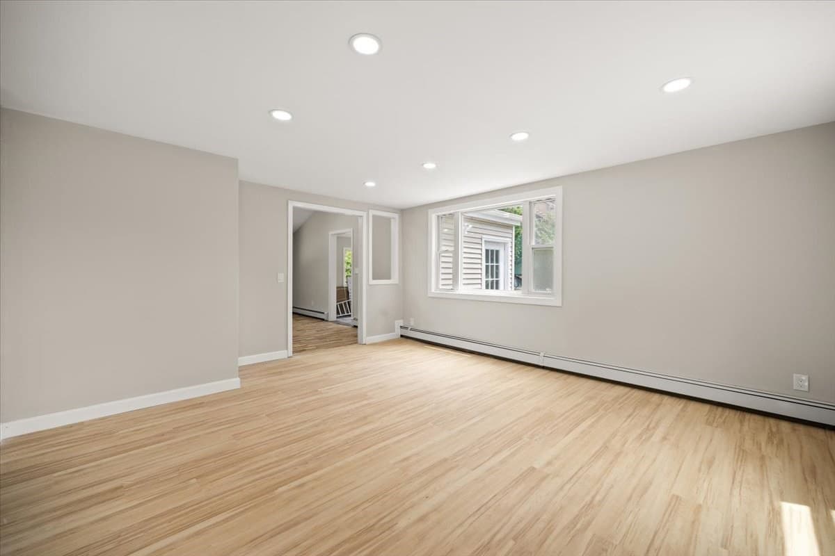 Single Family Residence at 1649 Rodman St, Fall River MA 02721, Fall River, photo 19 of 31