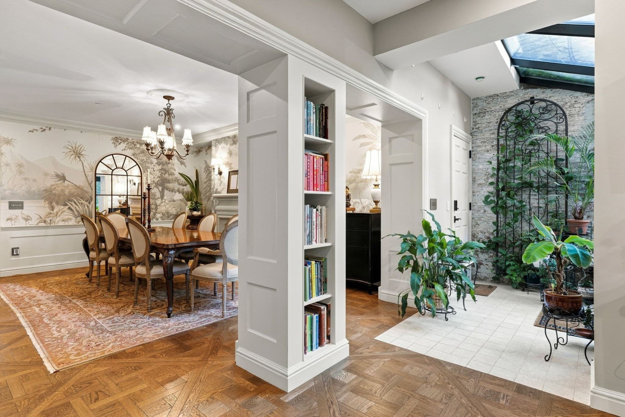 Single Family Residence at 11 Chestnut Street, Boston MA 02108, Boston, photo 16 of 26