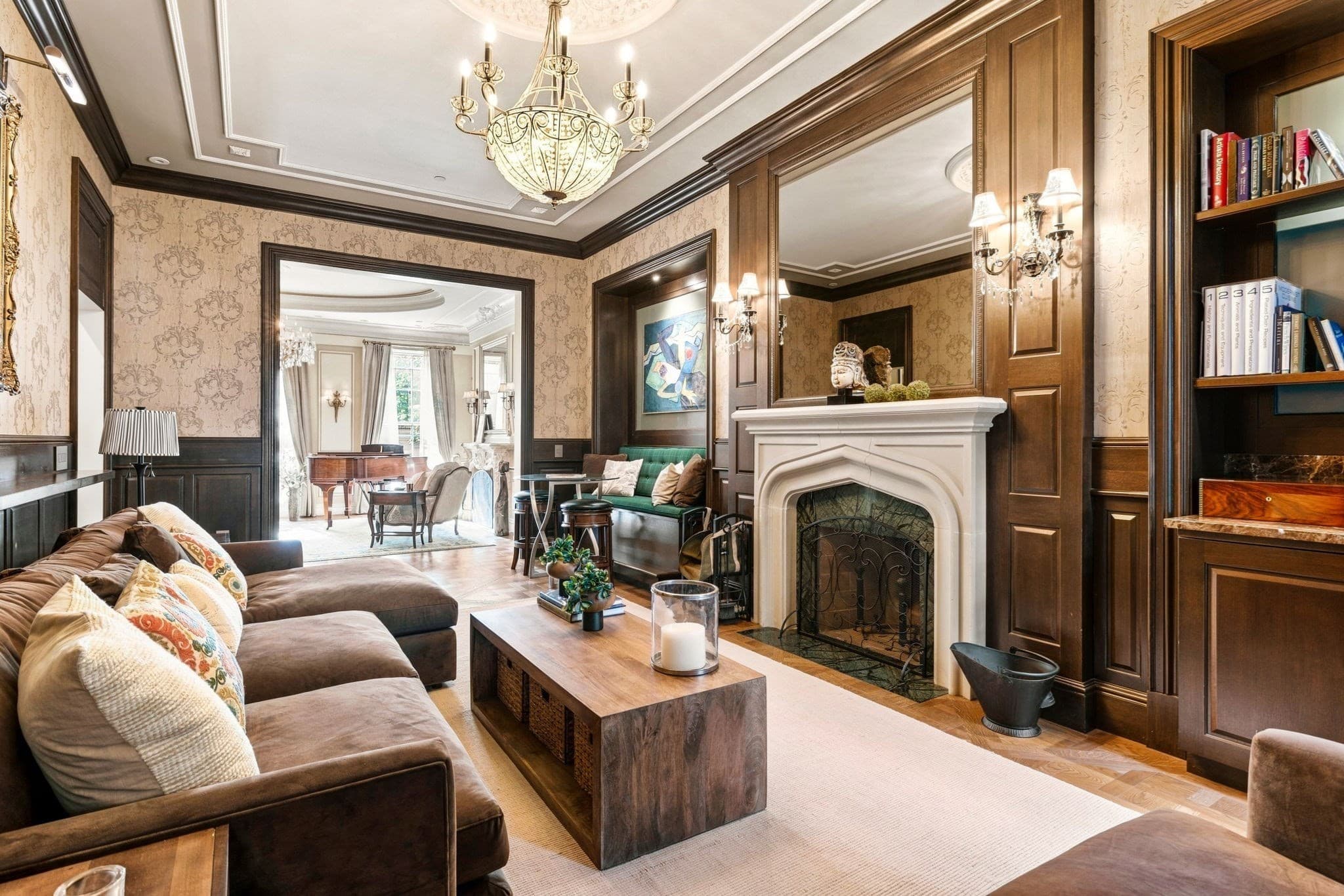Single Family Residence at 11 Chestnut Street, Boston MA 02108, Boston, photo 7 of 26