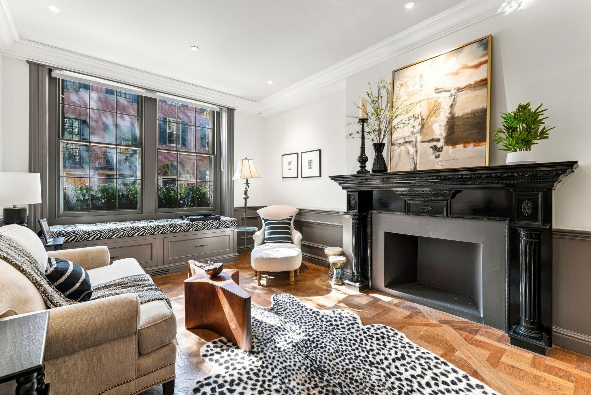 Single Family Residence at 11 Chestnut Street, Boston MA 02108, Boston, photo 11 of 26