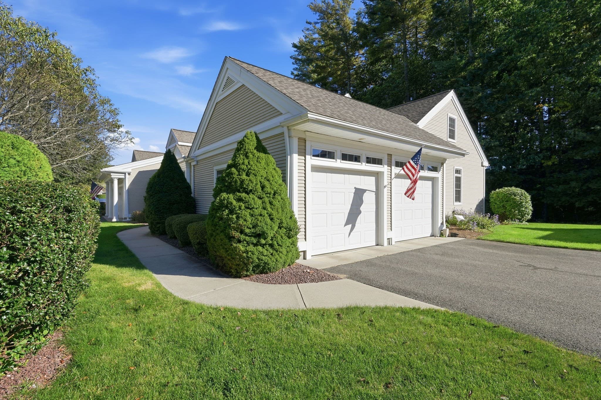Condominium at 54 High Pine Cir # 54, Wilbraham MA 01095, Wilbraham, photo 2 of 28