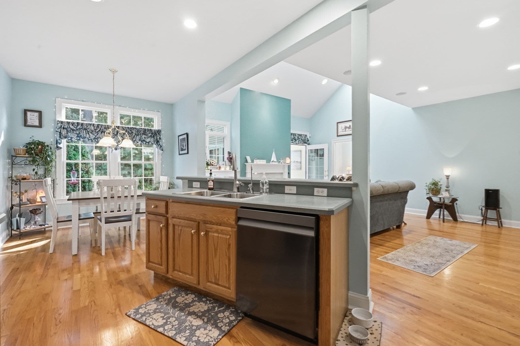 Condominium at 54 High Pine Cir # 54, Wilbraham MA 01095, Wilbraham, photo 11 of 28