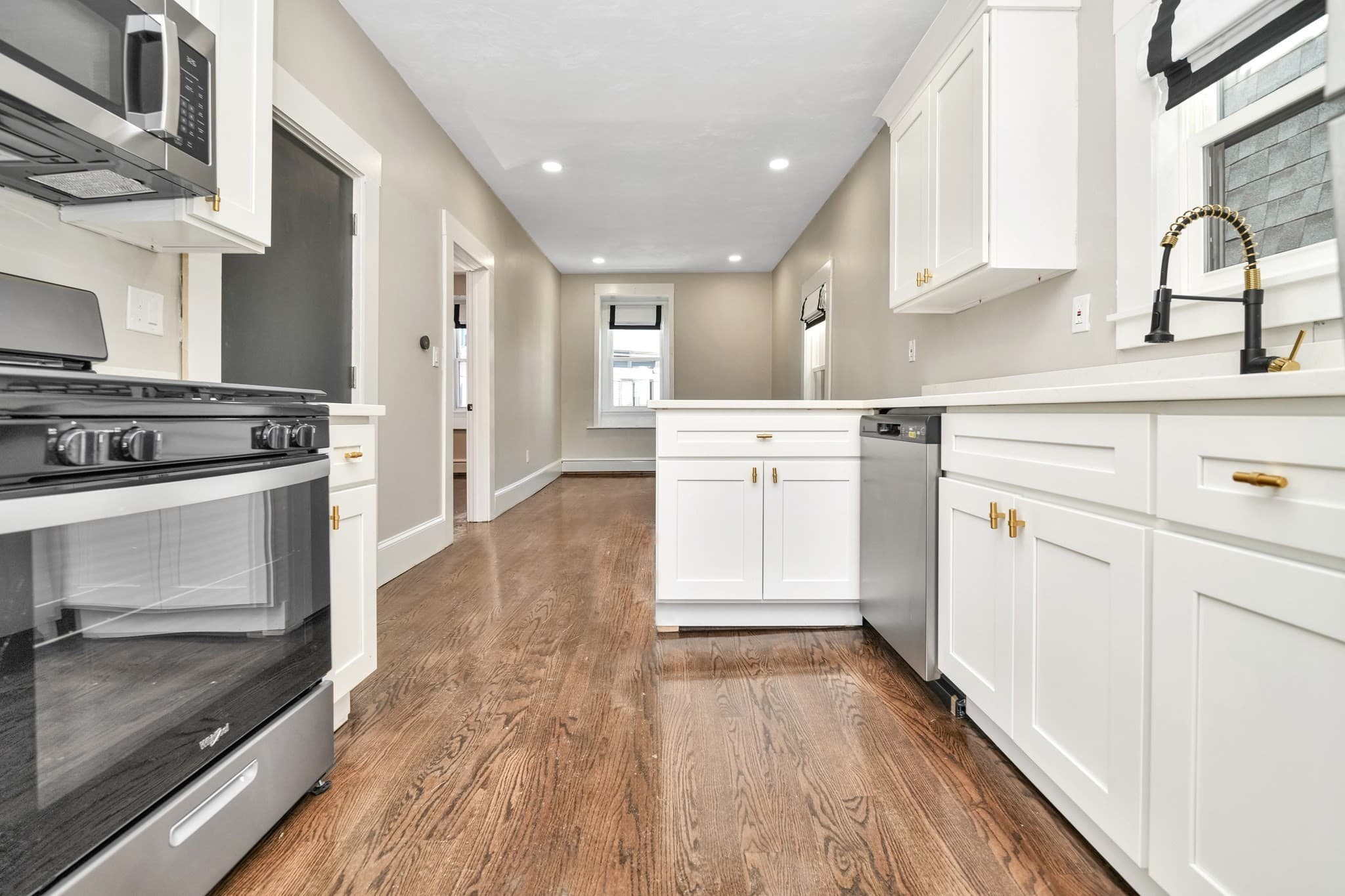 4 Family at 14-16 Carson St, Boston MA 02125, Boston, photo 10 of 20