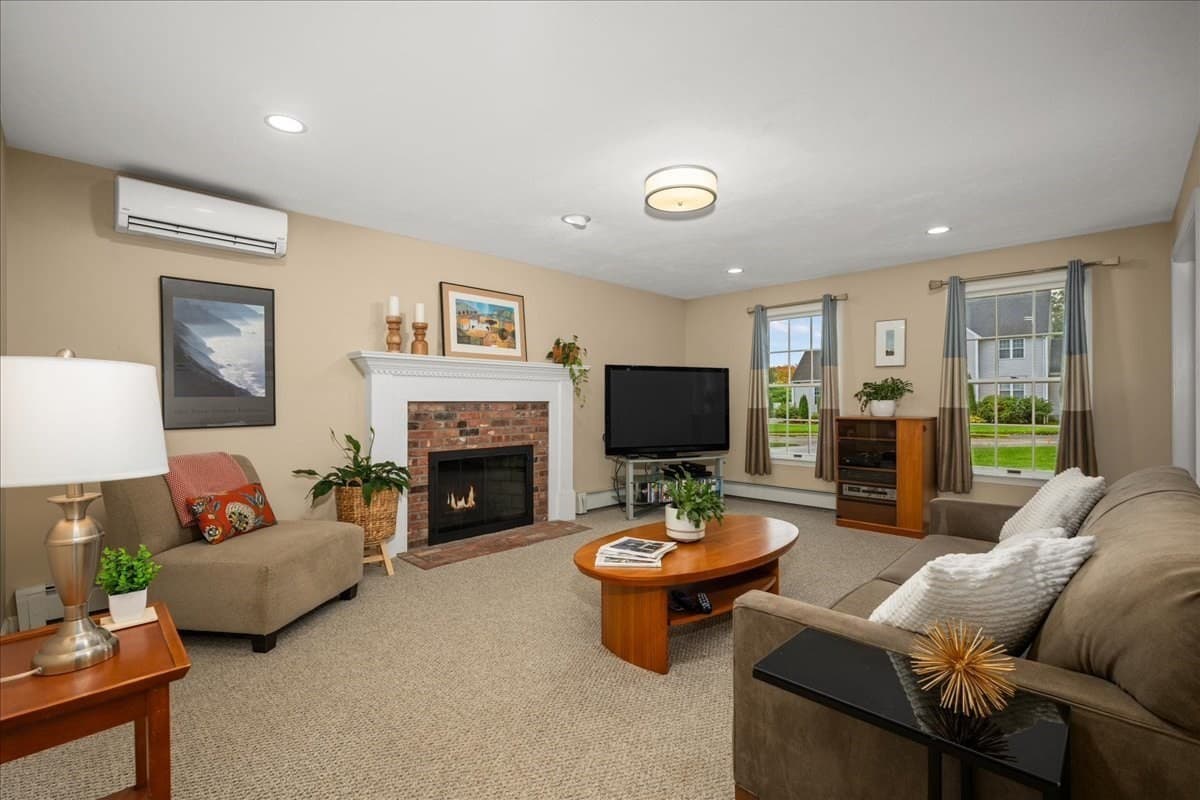 Single Family Residence at 38 Hemlock Dr, Northborough MA 01532, Northborough, photo 14 of 38