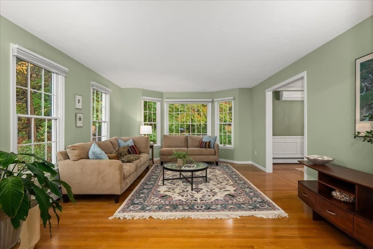Single Family Residence at 38 Hemlock Dr, Northborough MA 01532, Northborough, photo 8 of 38