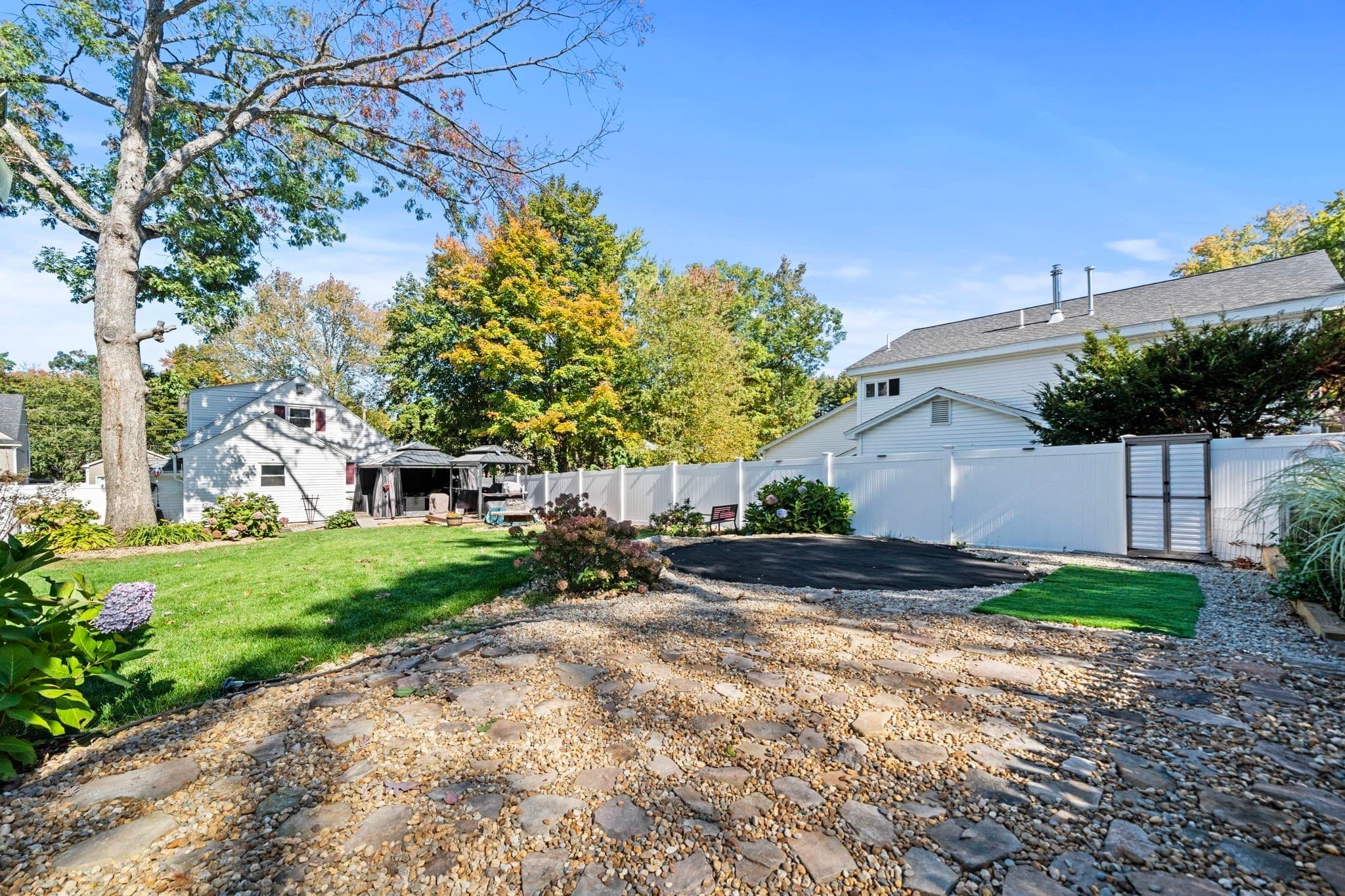 Single Family Residence at 4 Hayward Pl, Hudson NH 03051, Hudson, photo 41 of 42