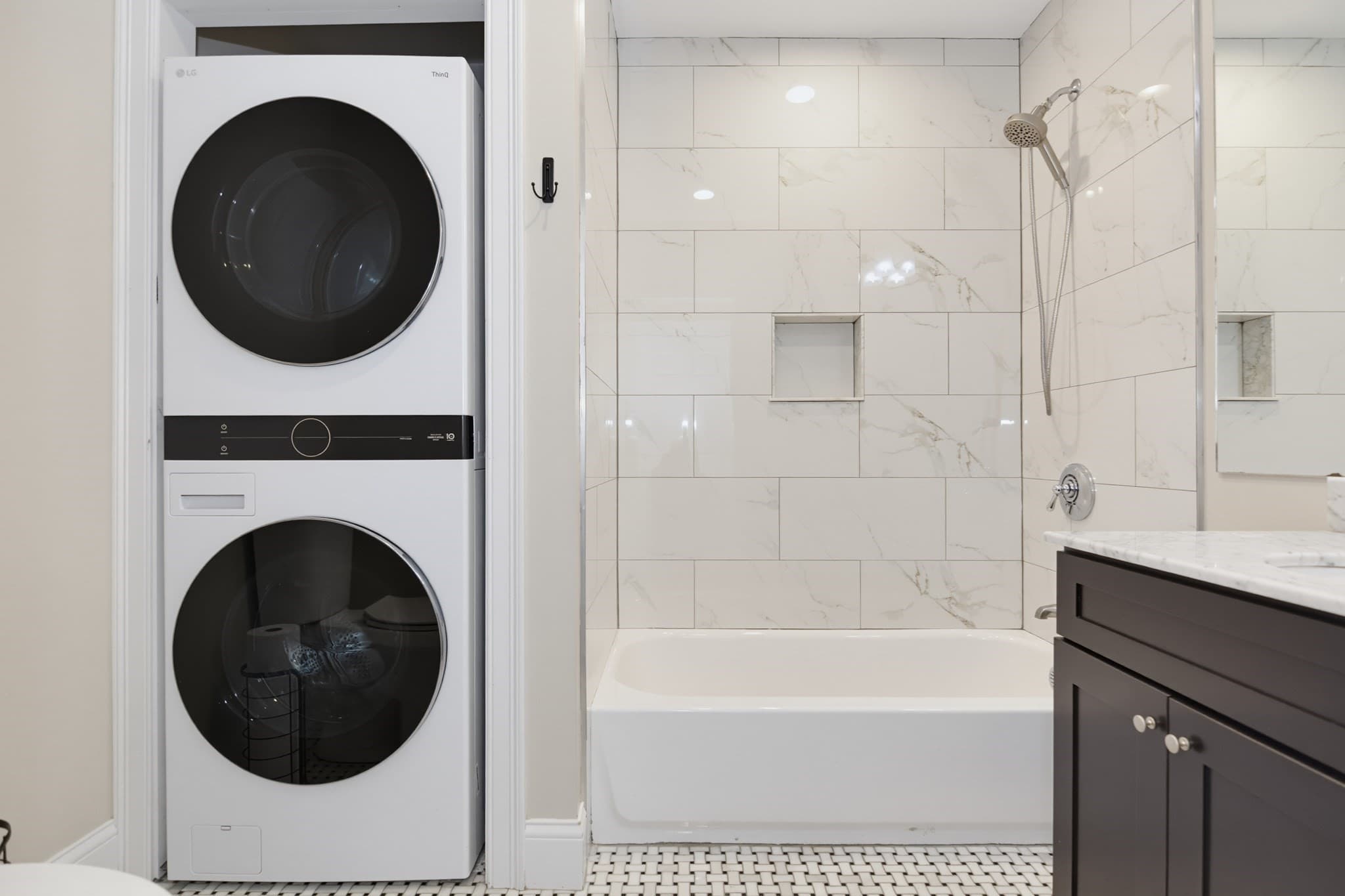 Condominium at 1048 Saratoga Street # 2, Boston MA 02128, Boston, photo 30 of 42