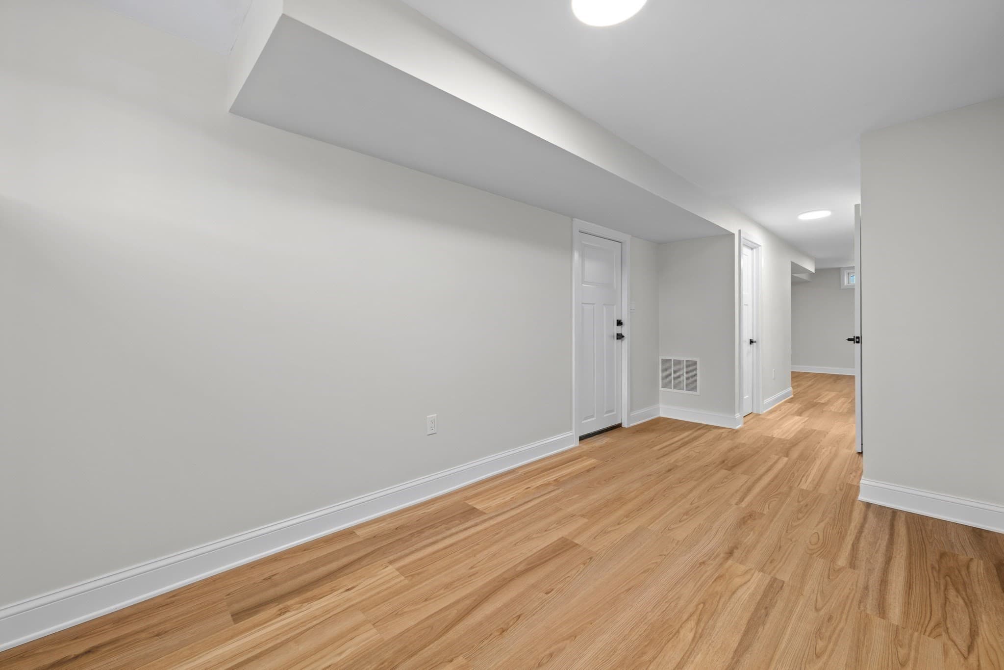 Single Family Residence at 11 Timrod Dr, Worcester MA 01603, Worcester, photo 23 of 32