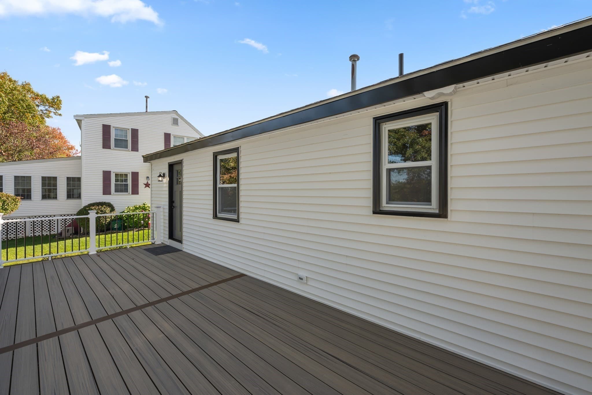 Single Family Residence at 11 Timrod Dr, Worcester MA 01603, Worcester, photo 27 of 32