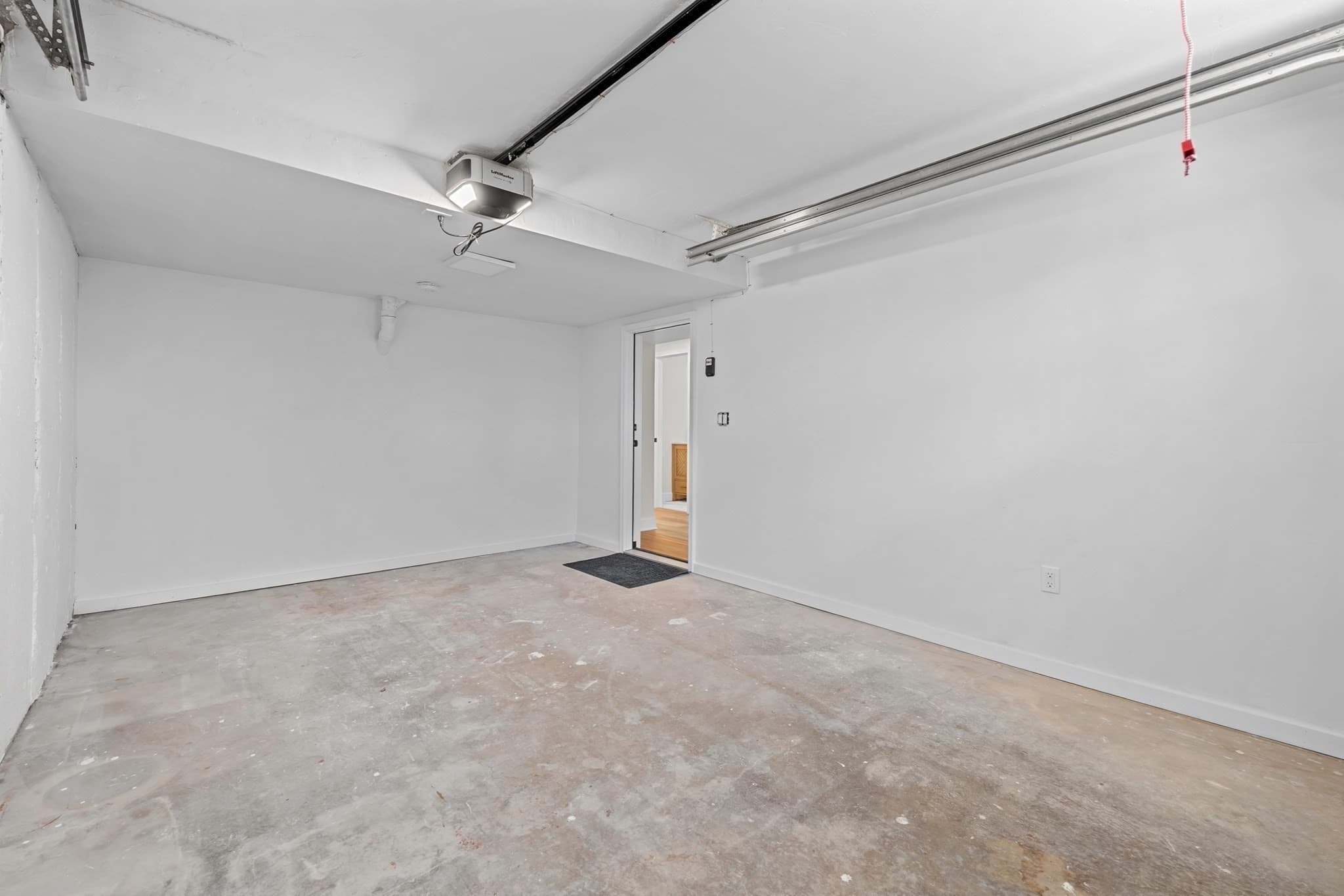 Single Family Residence at 11 Timrod Dr, Worcester MA 01603, Worcester, photo 26 of 32