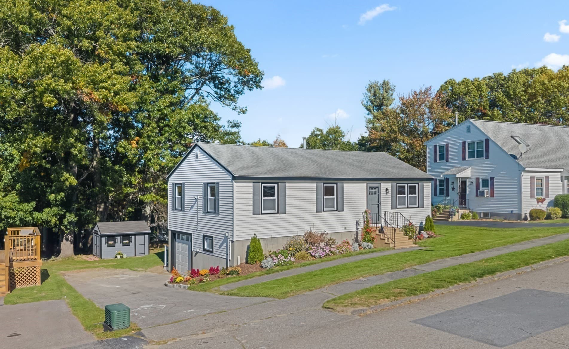 Single Family Residence at 11 Timrod Dr, Worcester MA 01603, Worcester, photo 8 of 32