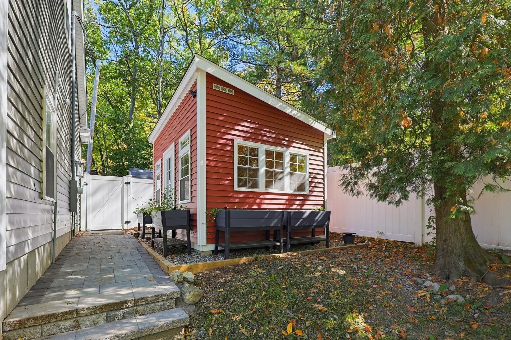 Single Family Residence at 15 Wellesley Ave, Burlington MA 01803, Burlington, photo 39 of 42