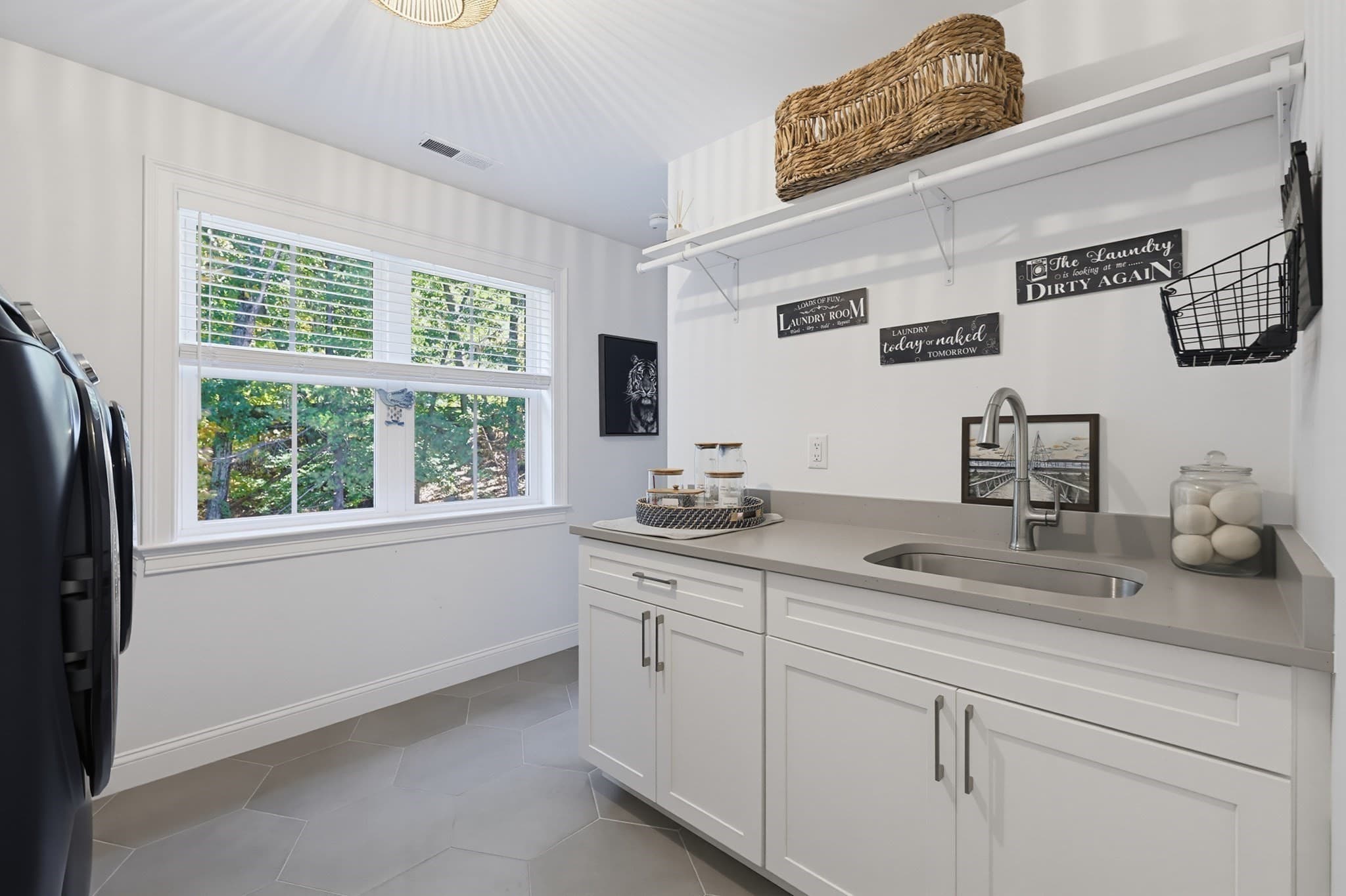 Single Family Residence at 15 Wellesley Ave, Burlington MA 01803, Burlington, photo 29 of 42