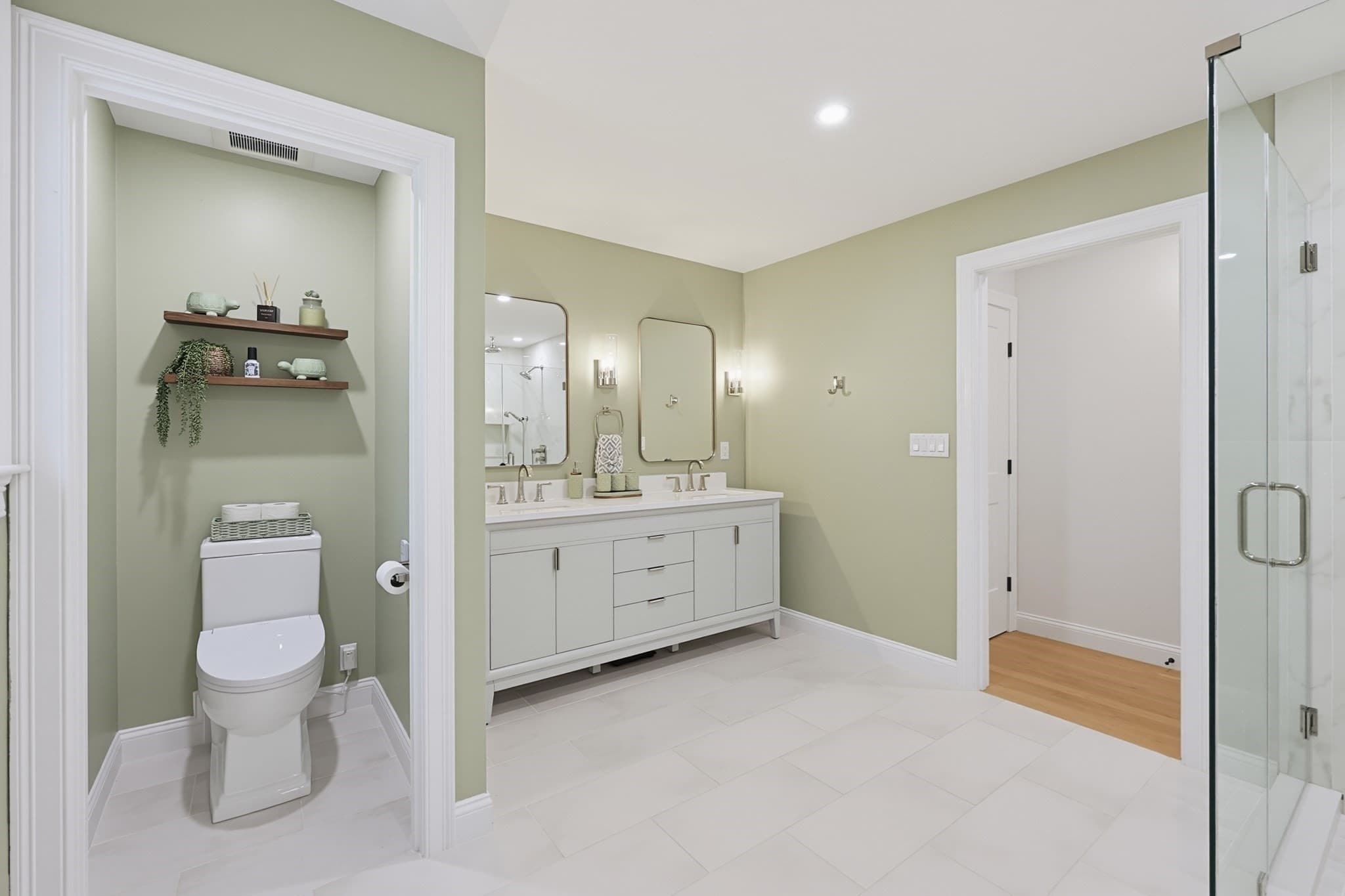 Single Family Residence at 15 Wellesley Ave, Burlington MA 01803, Burlington, photo 21 of 42