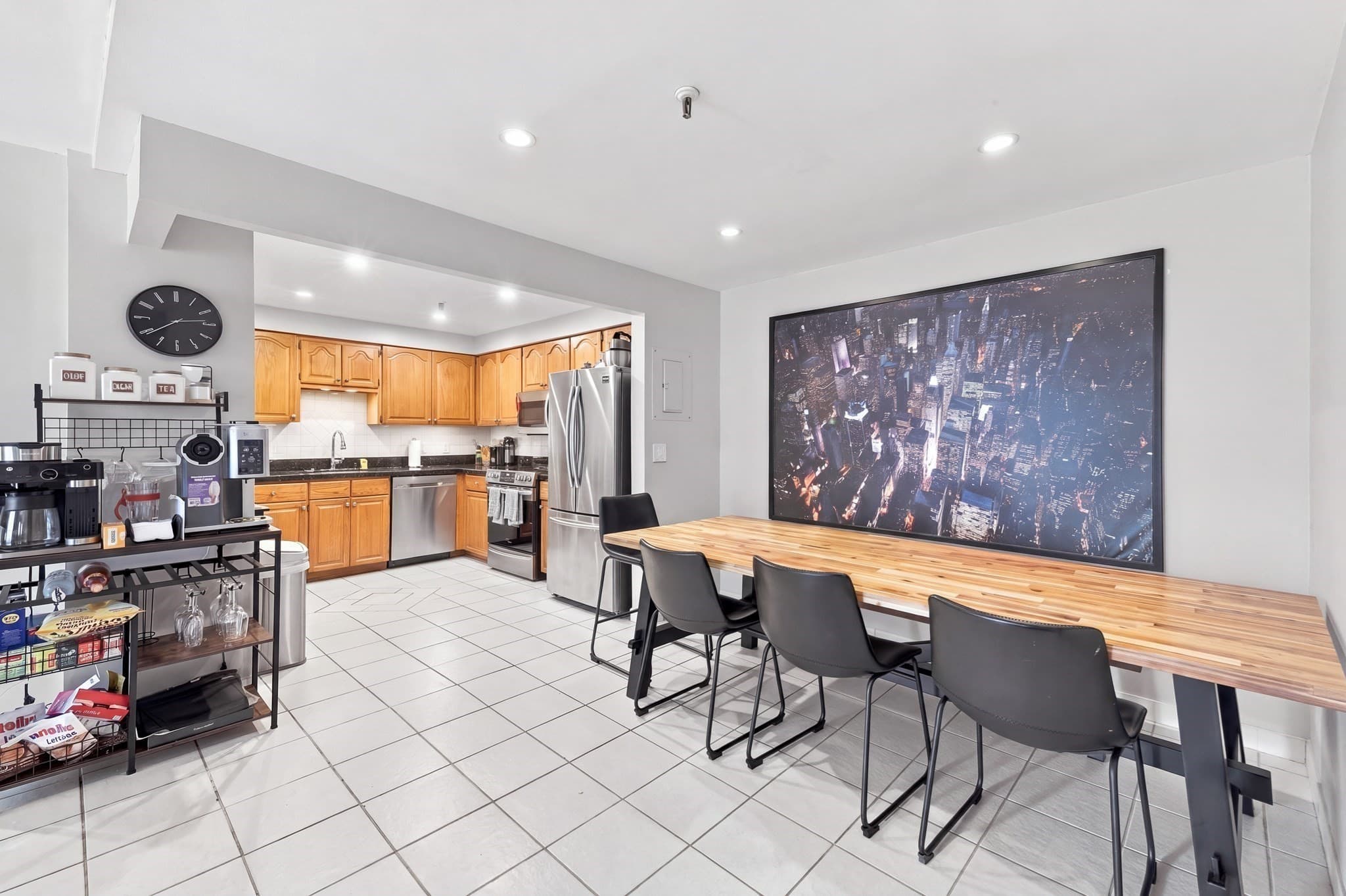 Condominium at 382 Ocean Ave # 308, Revere MA 02151, Revere, photo 7 of 31
