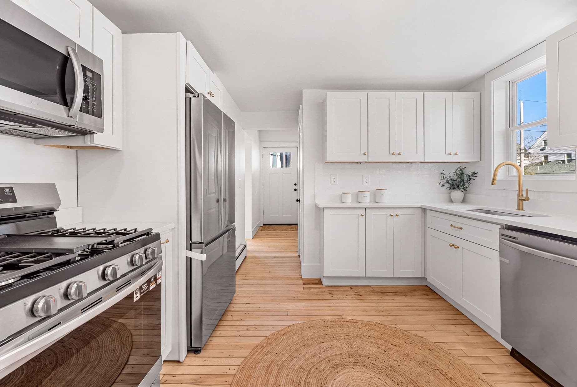 Single Family Residence at 40 South Warren, Haverhill MA 01835, Haverhill, photo 6 of 42