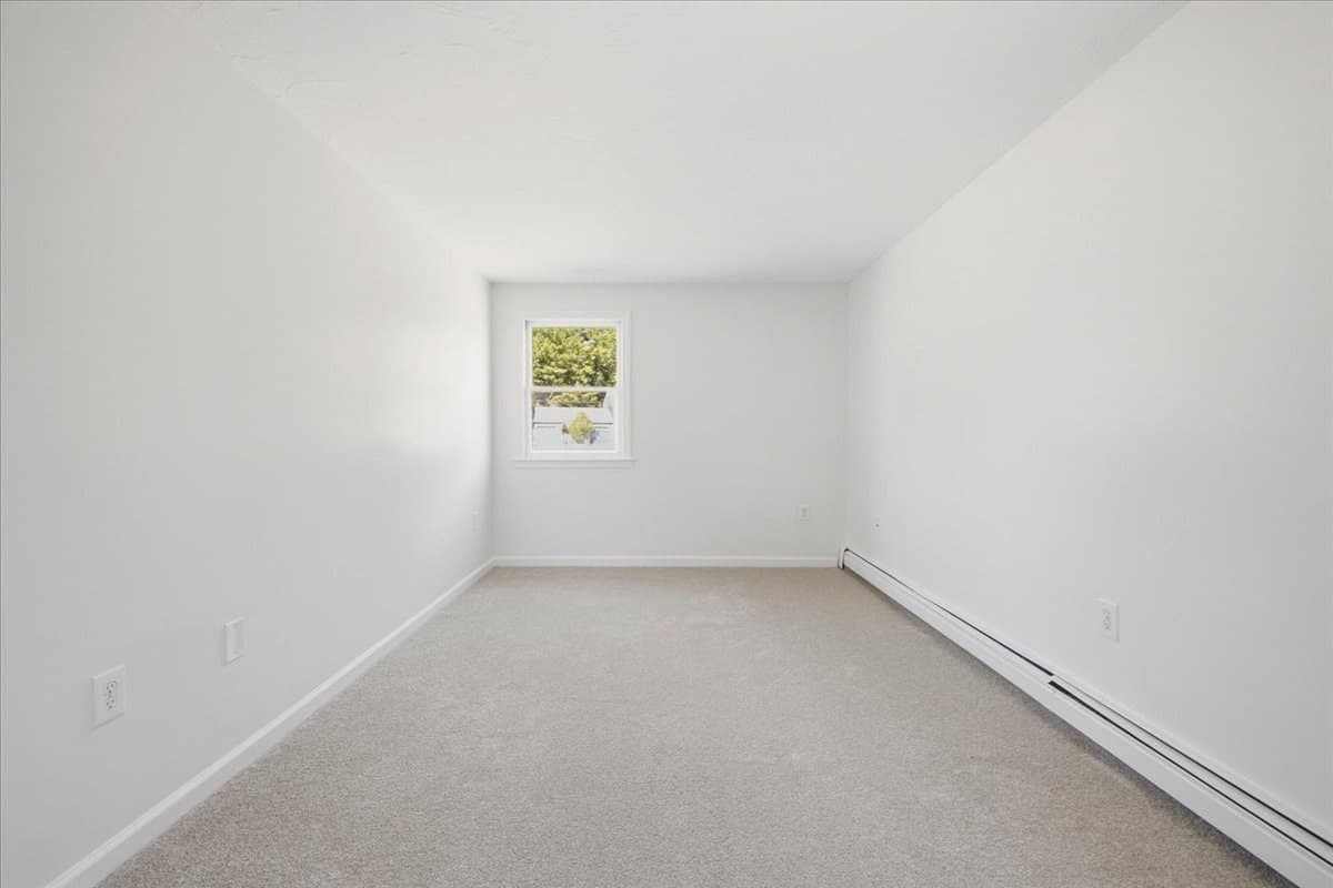 Condominium at 17 Flagstone Pl # 17, Bridgewater MA 02324, Bridgewater, photo 27 of 42