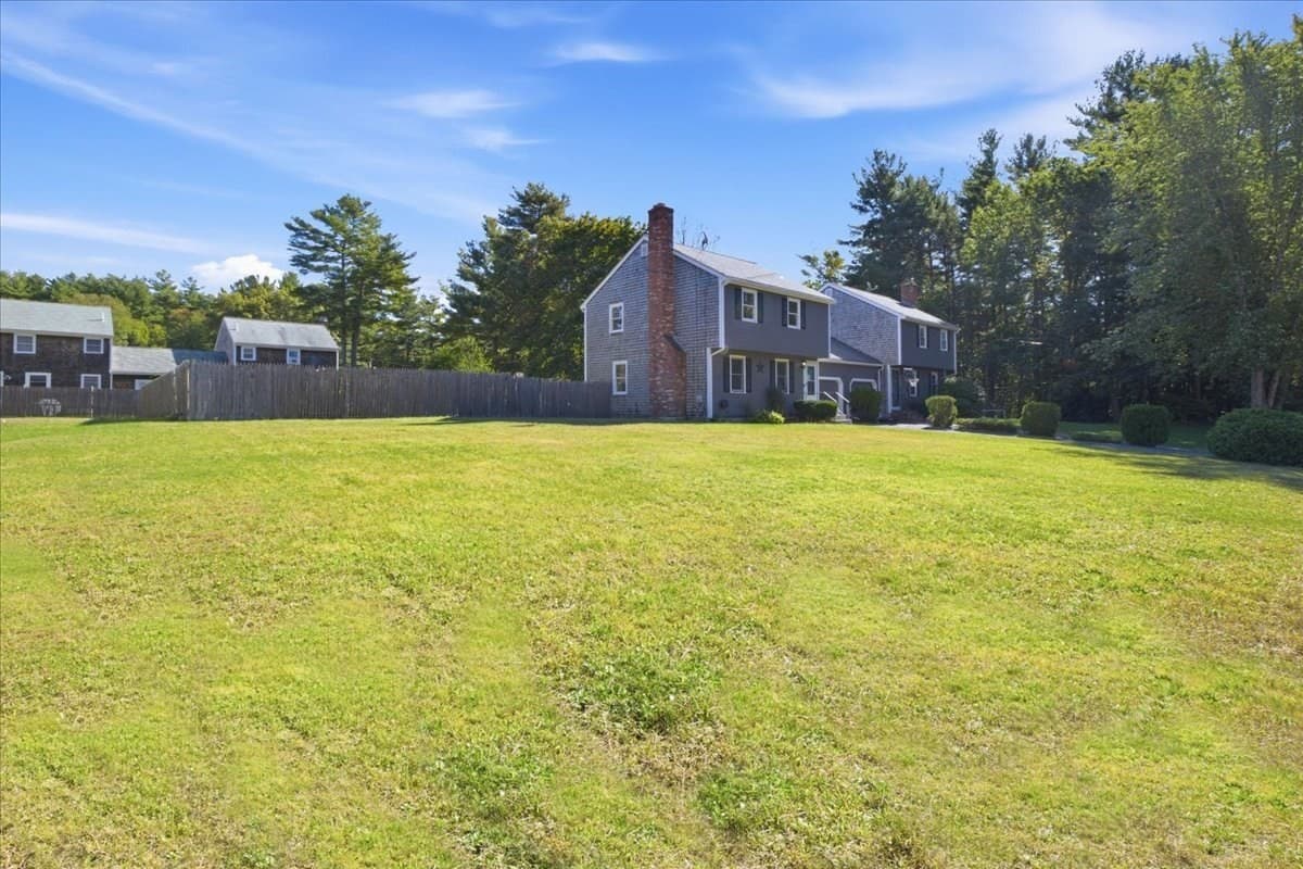 Condominium at 17 Flagstone Pl # 17, Bridgewater MA 02324, Bridgewater, photo 36 of 42