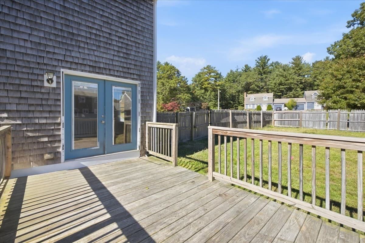 Condominium at 17 Flagstone Pl # 17, Bridgewater MA 02324, Bridgewater, photo 32 of 42