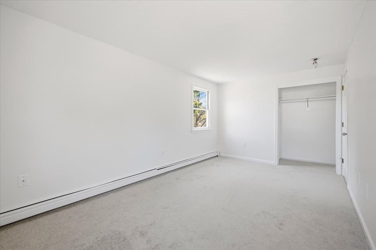 Condominium at 17 Flagstone Pl # 17, Bridgewater MA 02324, Bridgewater, photo 28 of 42