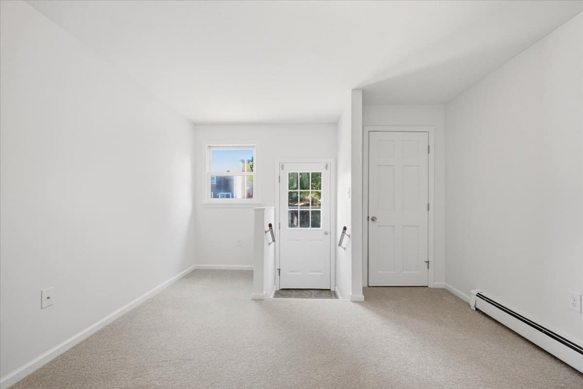 Condominium at 17 Flagstone Pl # 17, Bridgewater MA 02324, Bridgewater, photo 15 of 42