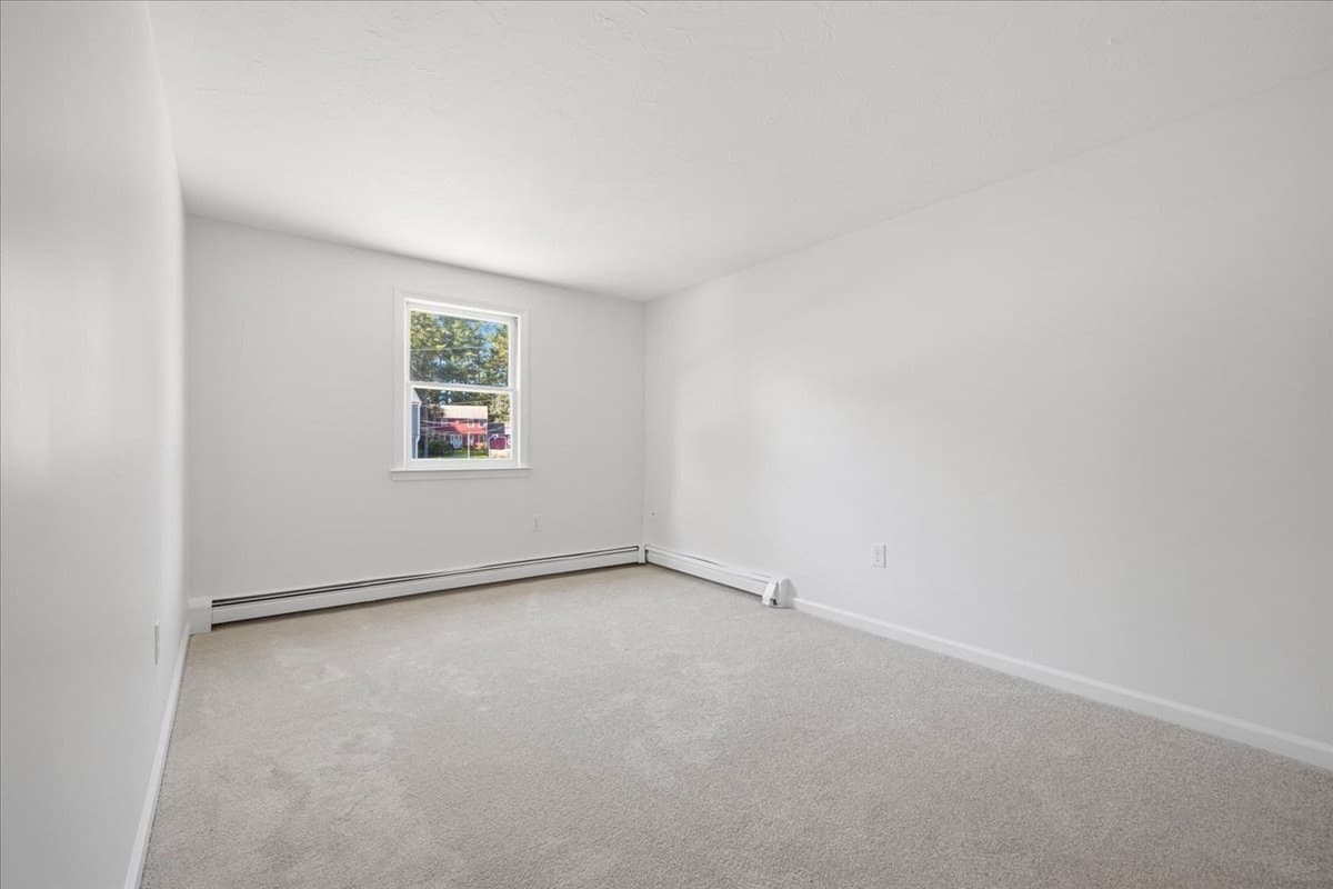 Condominium at 17 Flagstone Pl # 17, Bridgewater MA 02324, Bridgewater, photo 29 of 42