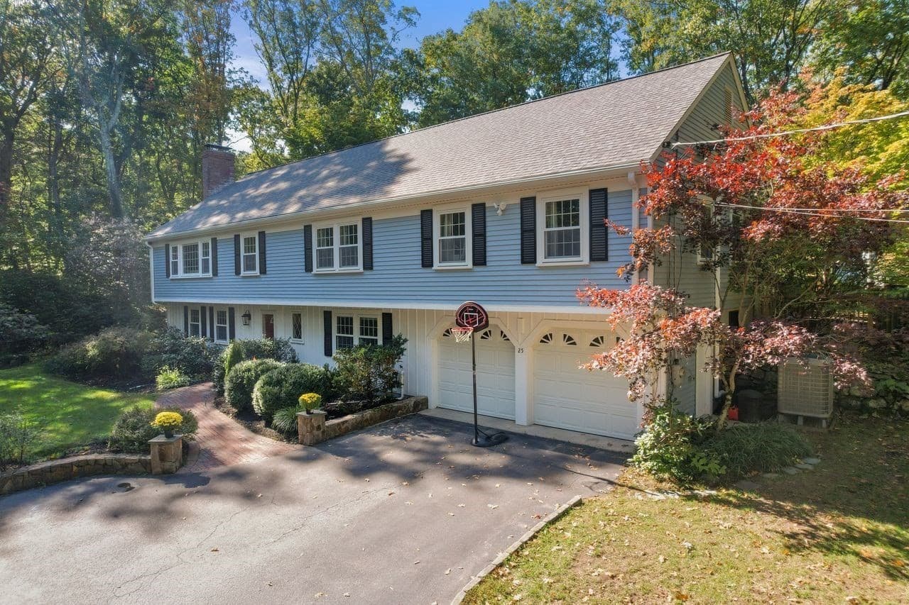 25 Rocky Brook Rd, Dover MA 02030