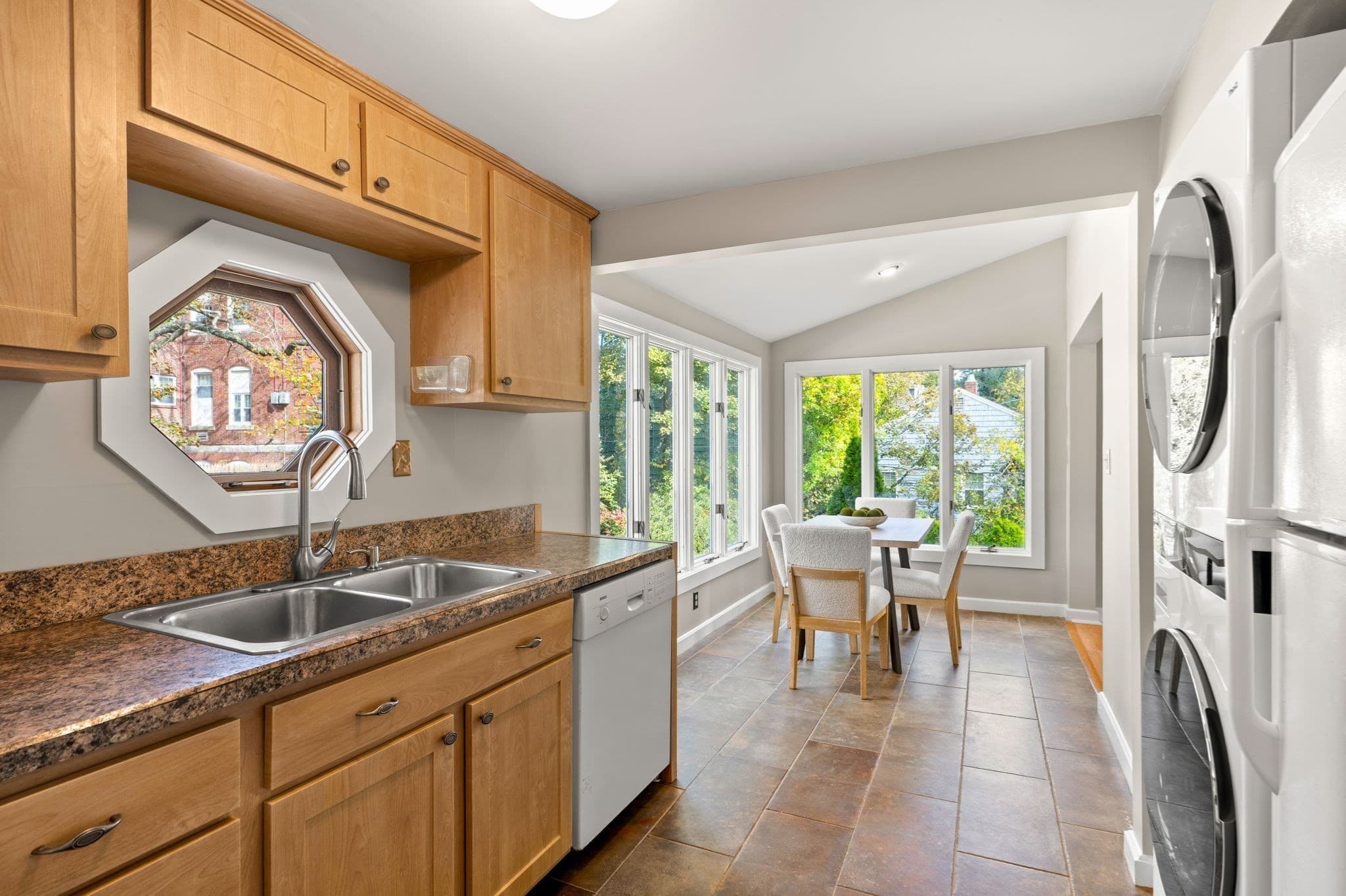 Condominium at 45 Prospect St # 2, Marblehead MA 01945, Marblehead, photo 8 of 32
