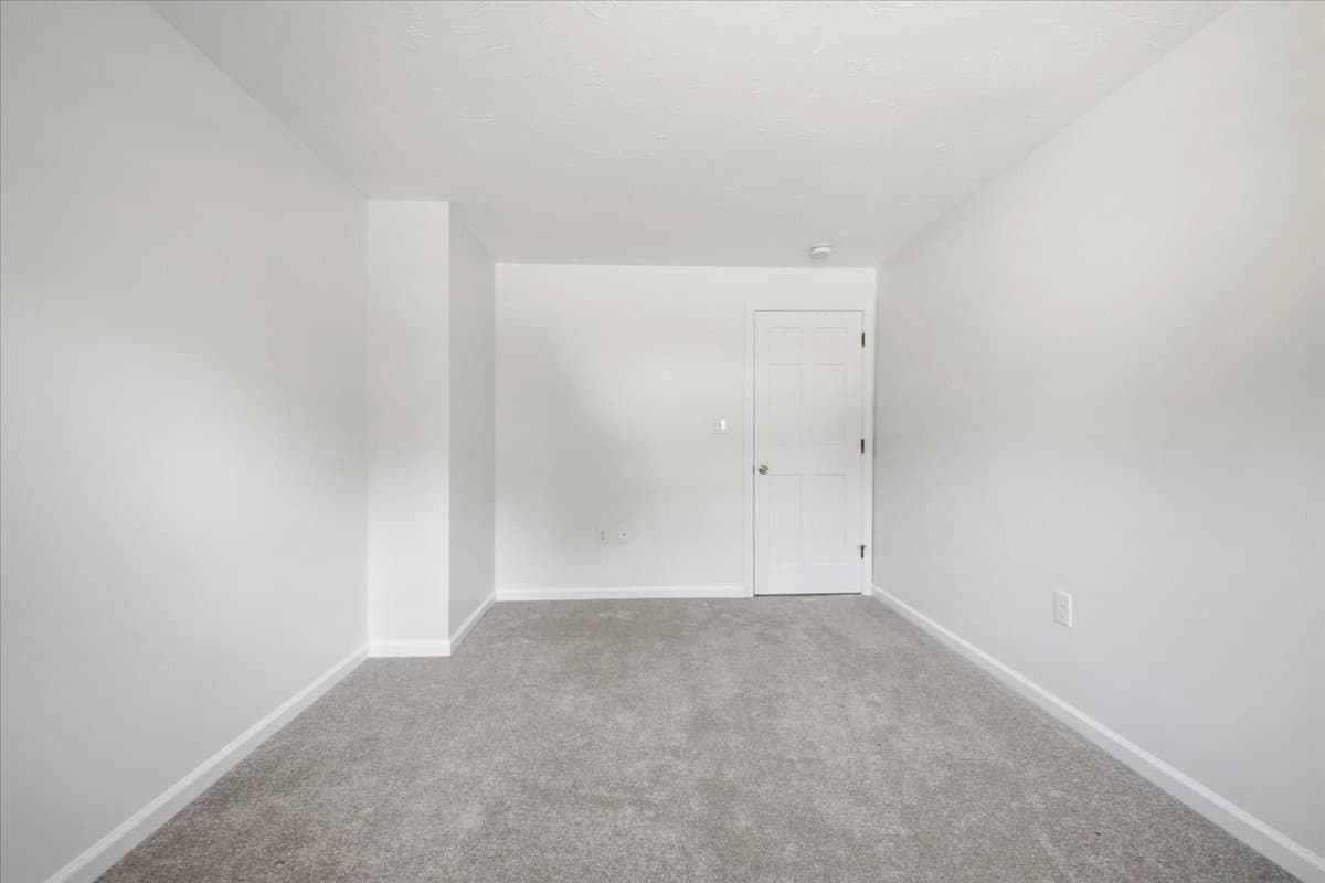 Single Family Residence at 17 Flagstone Pl # 17, Bridgewater MA 02324, Bridgewater, photo 25 of 42