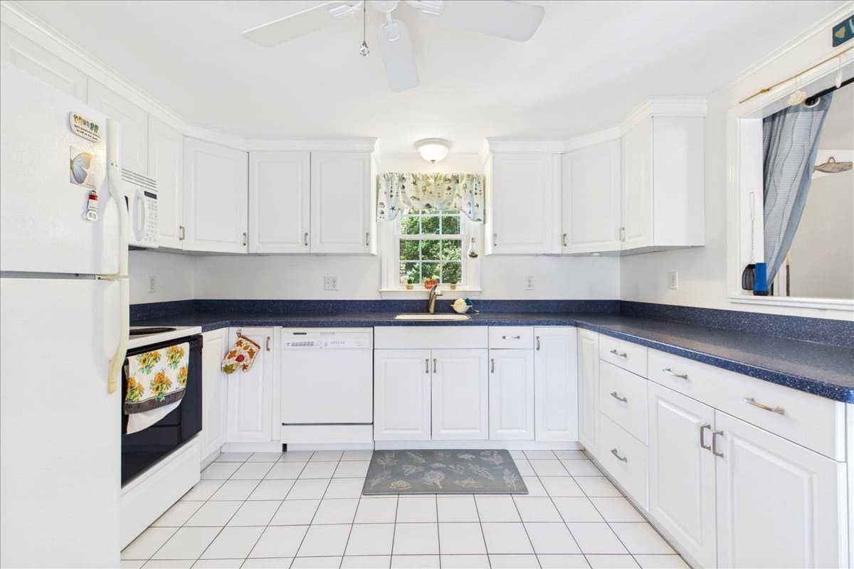 Single Family Residence at 32 Scholl Av, Yarmouth MA 02673, Yarmouth, photo 17 of 27