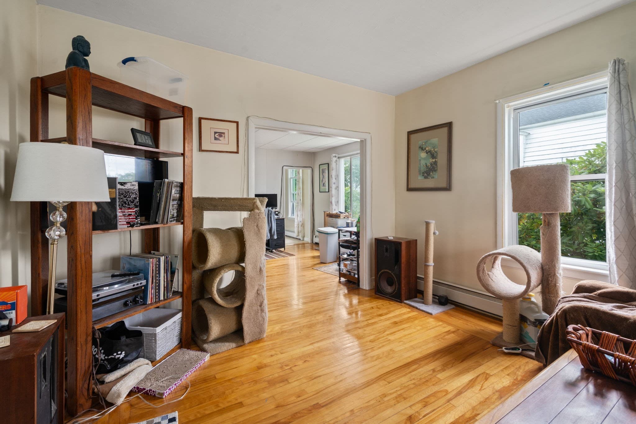 3 Family at 12 Greendale Ave, Worcester MA 01606, Worcester, photo 11 of 40