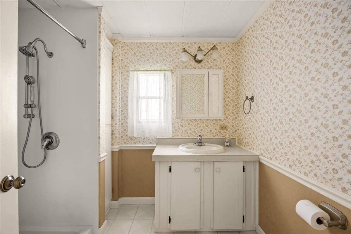 Mobile Home at 8 Narranganset Drive, Plymouth MA 02360, Plymouth, photo 25 of 35