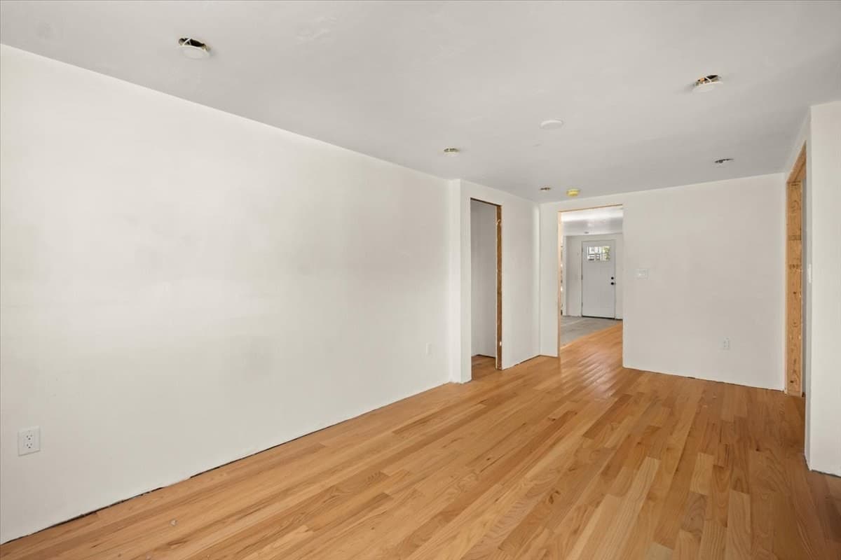 Single Family Residence at 15 Cochituate Rd, Plymouth MA 02360, Plymouth, photo 13 of 38