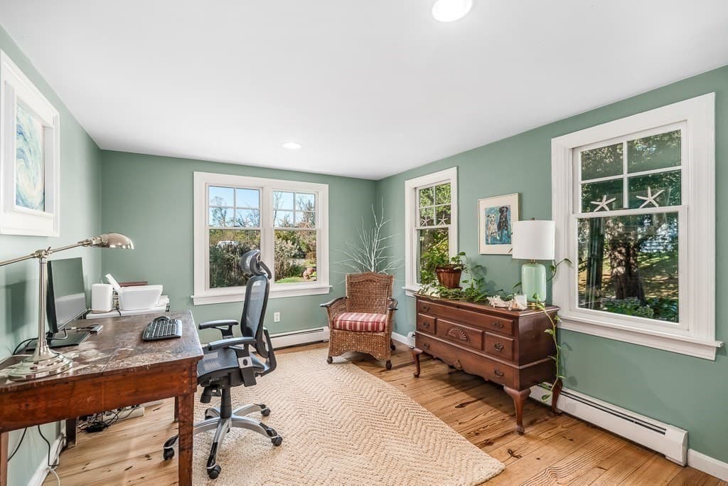 Single Family Residence at 1 Beachview Ln, Ipswich MA 01938, Ipswich, photo 18 of 41