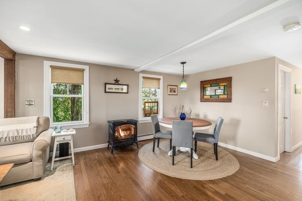 Single Family Residence at 1 Beachview Ln, Ipswich MA 01938, Ipswich, photo 15 of 41