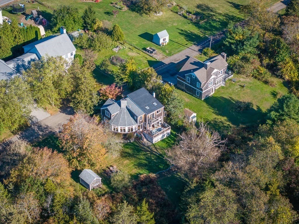 Single Family Residence at 1 Beachview Ln, Ipswich MA 01938, Ipswich, photo 4 of 41