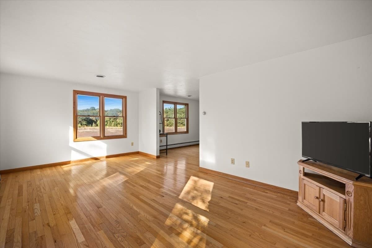Single Family Residence at 1652 State Rd, Plymouth MA 02360, Plymouth, photo 7 of 42