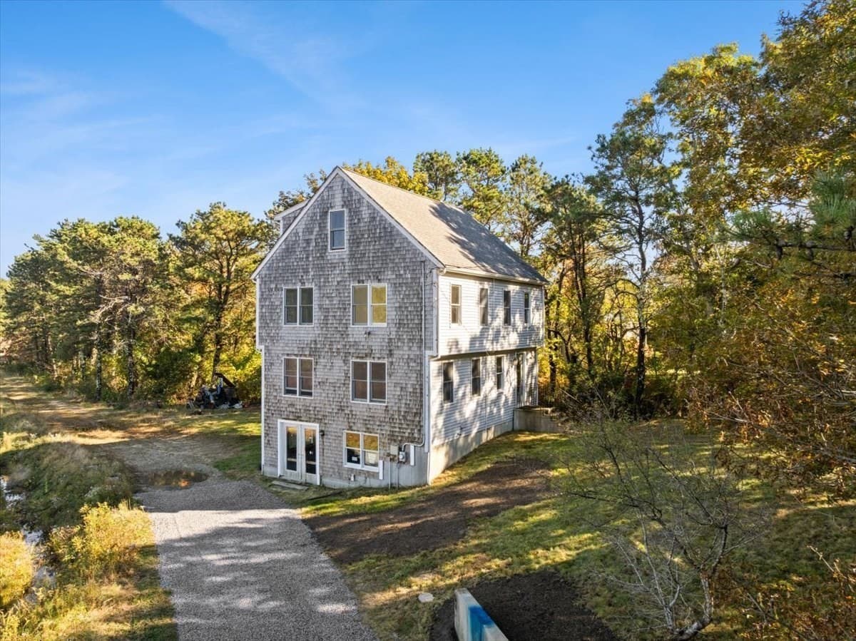 Single Family Residence at 1652 State Rd, Plymouth MA 02360, Plymouth, photo 3 of 42