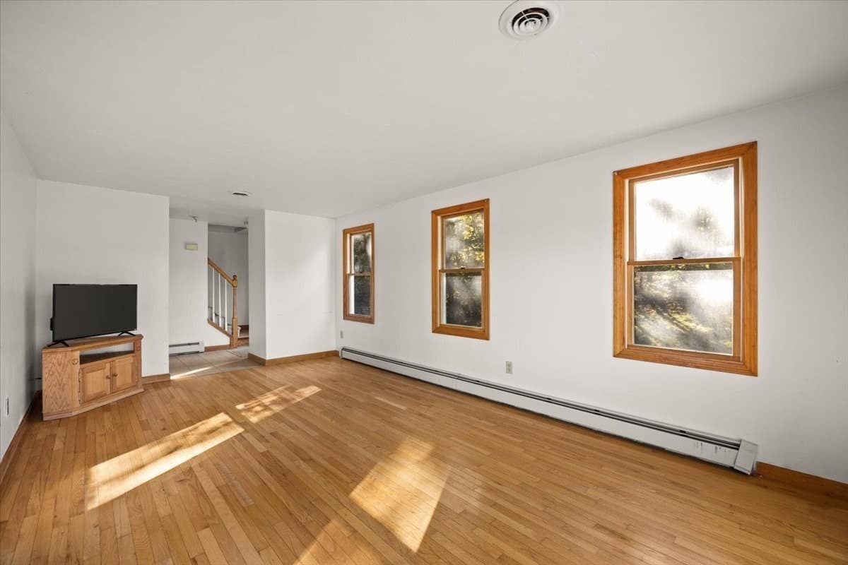 Single Family Residence at 1652 State Rd, Plymouth MA 02360, Plymouth, photo 9 of 42