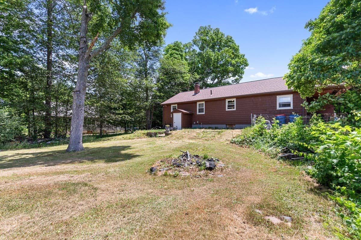 Single Family Residence at 1096 Taunton Ave, Seekonk MA 02771, Seekonk, photo 30 of 32