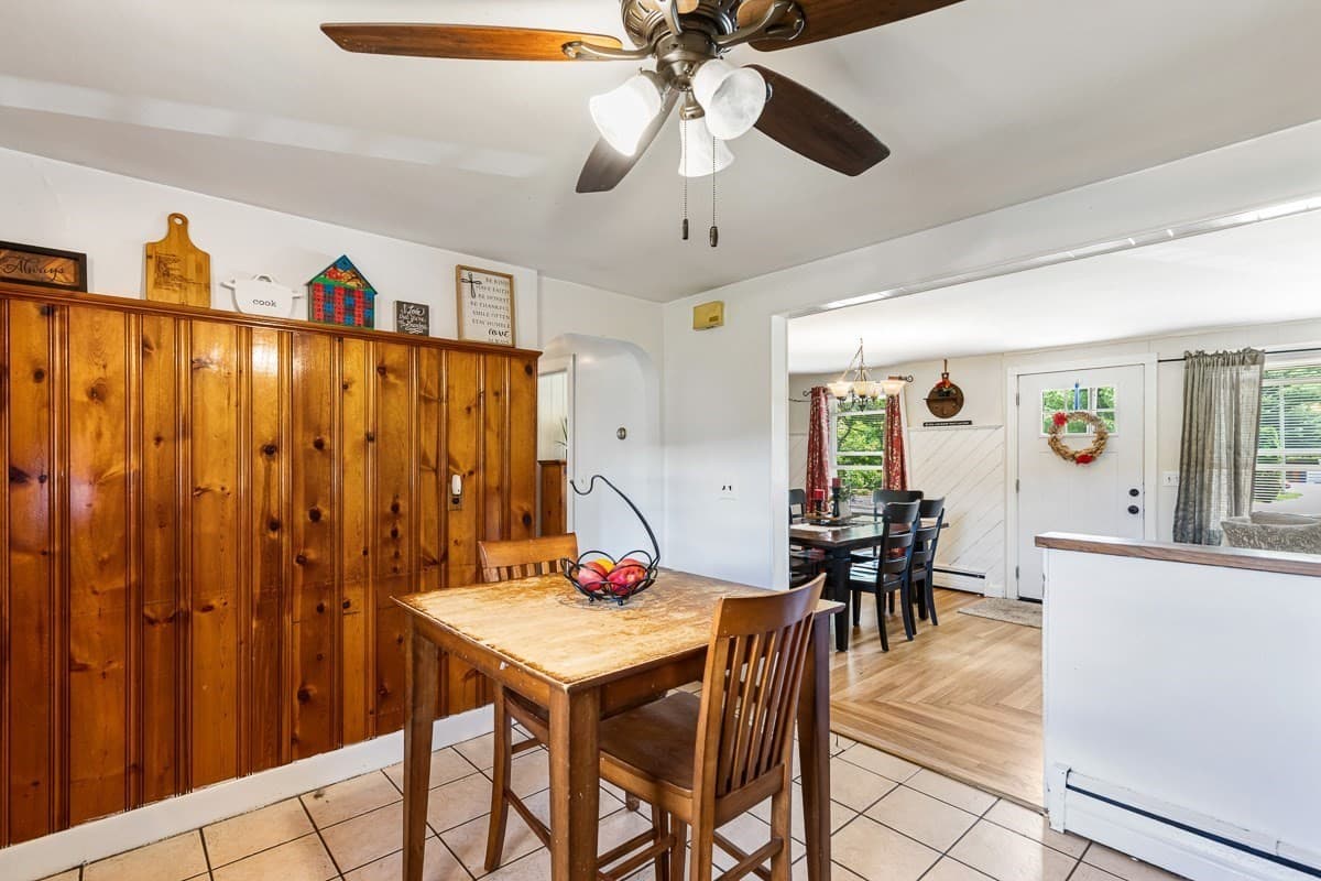 Single Family Residence at 1096 Taunton Ave, Seekonk MA 02771, Seekonk, photo 18 of 32