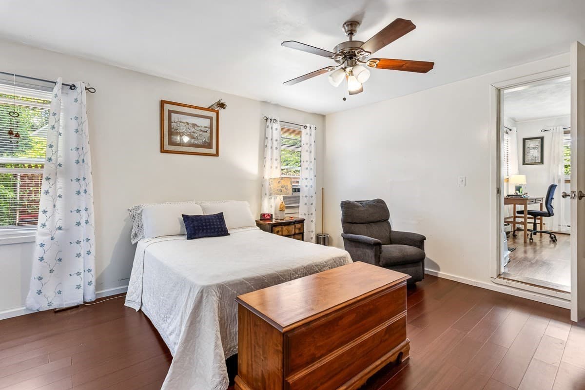 Single Family Residence at 1096 Taunton Ave, Seekonk MA 02771, Seekonk, photo 19 of 32