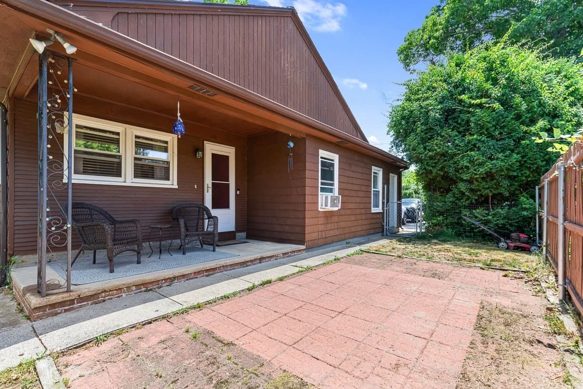 Single Family Residence at 1096 Taunton Ave, Seekonk MA 02771, Seekonk, photo 25 of 32